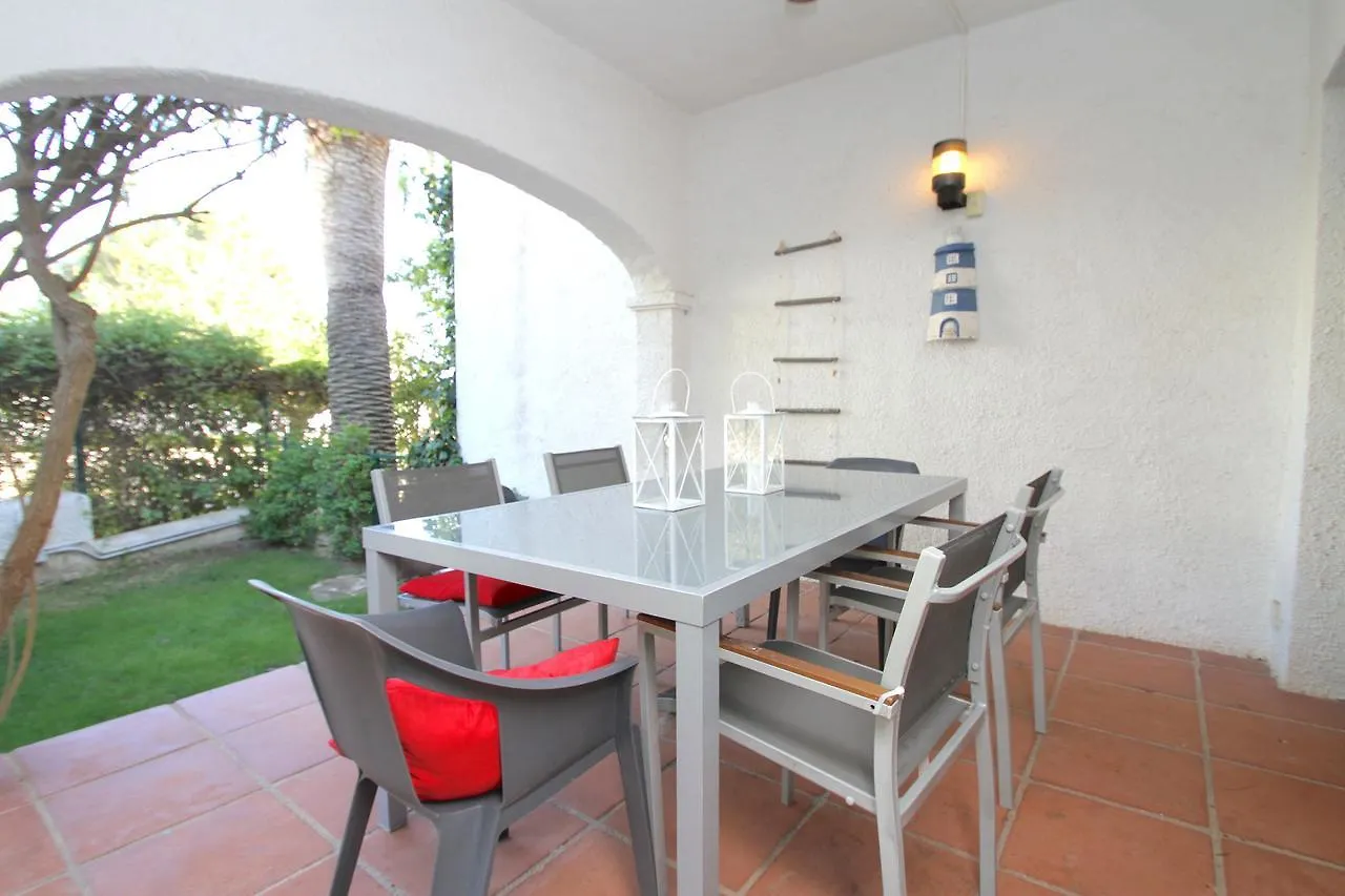 Arenda Pino Alto Holiday Home Martin 29 Hospitalet De L'Infant