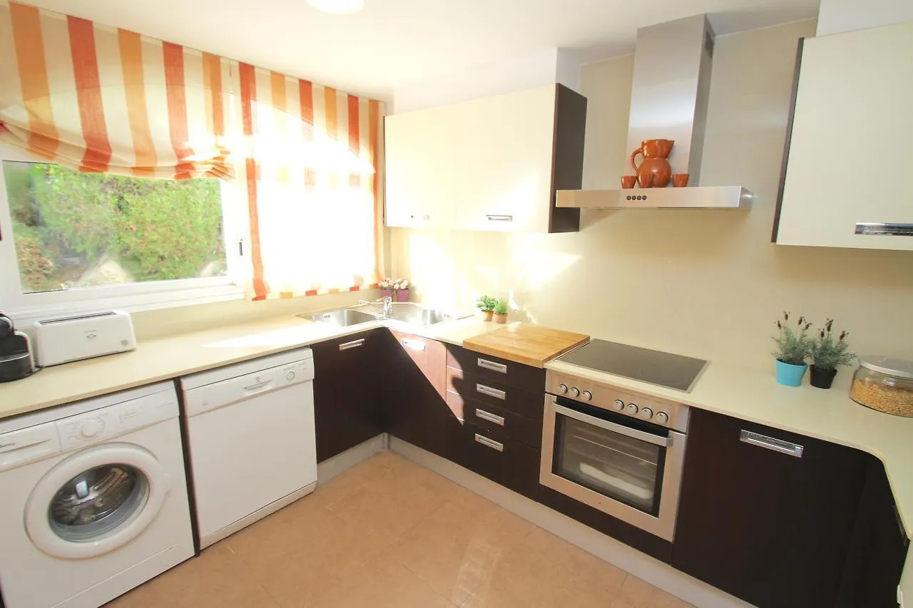 Arenda Pino Alto Holiday Home Martin 29 Hospitalet De L'Infant